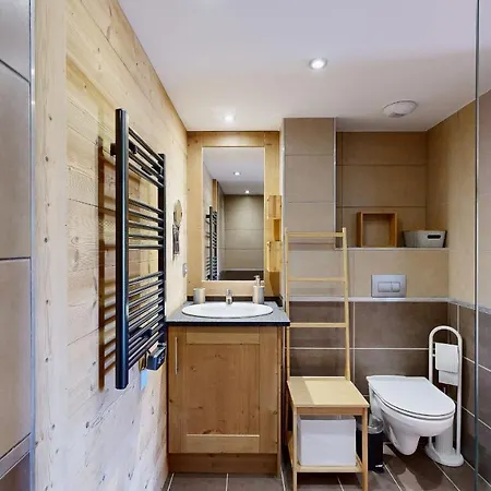 Elégant Logement, Superbe Vue